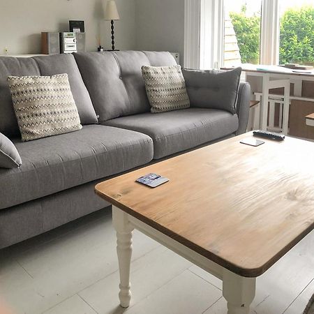 Whitby Bliss Villa Ngoại thất bức ảnh
