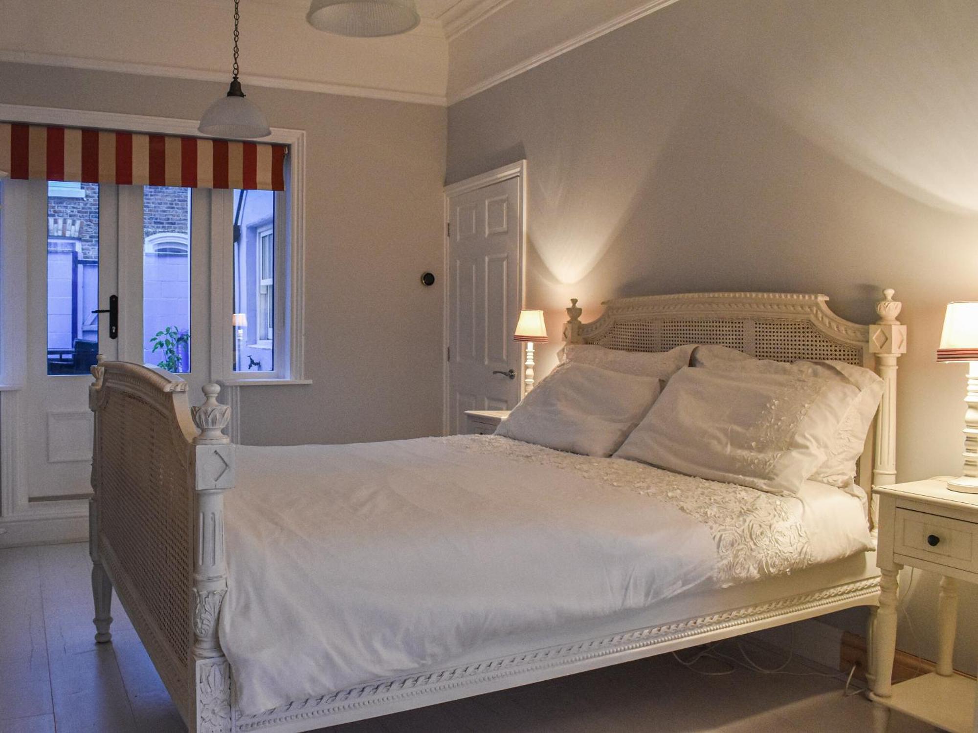 Whitby Bliss Villa Ngoại thất bức ảnh